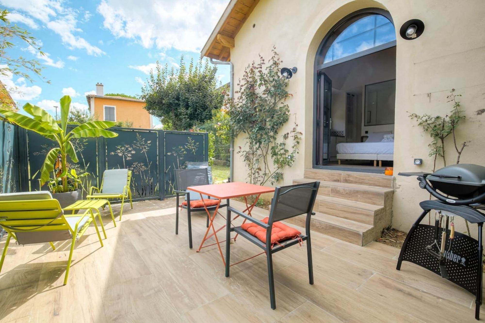 Romantique Et Sensuelle Dardilly Exterior foto